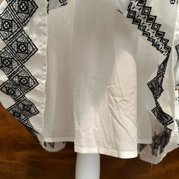 Draper James Geo Embroidered Midi Skirt Womens L Black & White A-Line Smocked - Picture 13 of 16